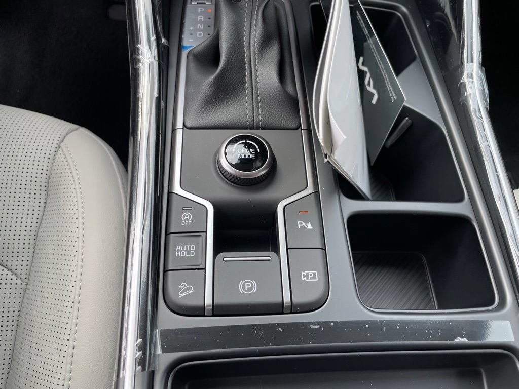 New 2026 Kia Sorento S FWD image 18