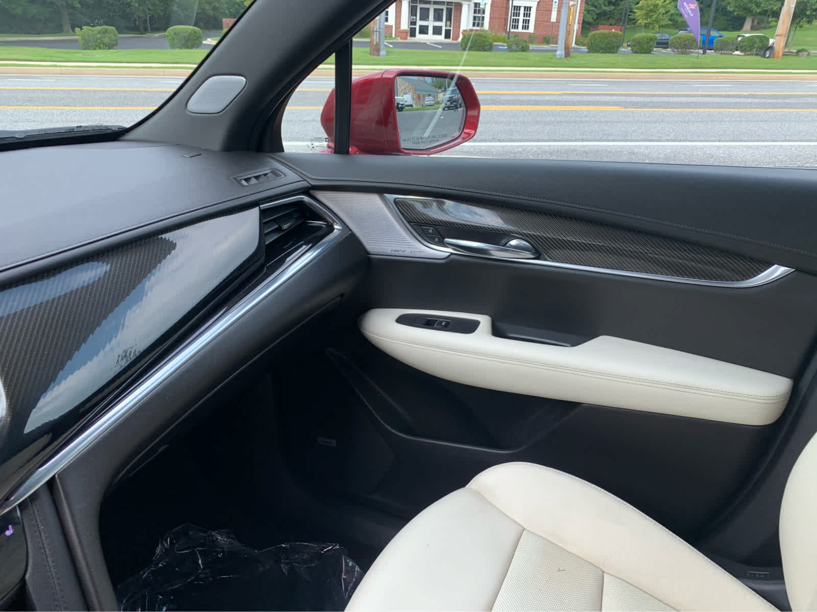 Used 2020 Cadillac XT6 Sport AWD/4WD image 23