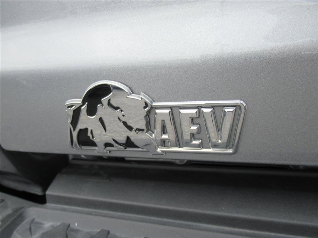 Used 2024 GMC Canyon AT4X w/ AT4X AEV Edition AWD/4WD image 29