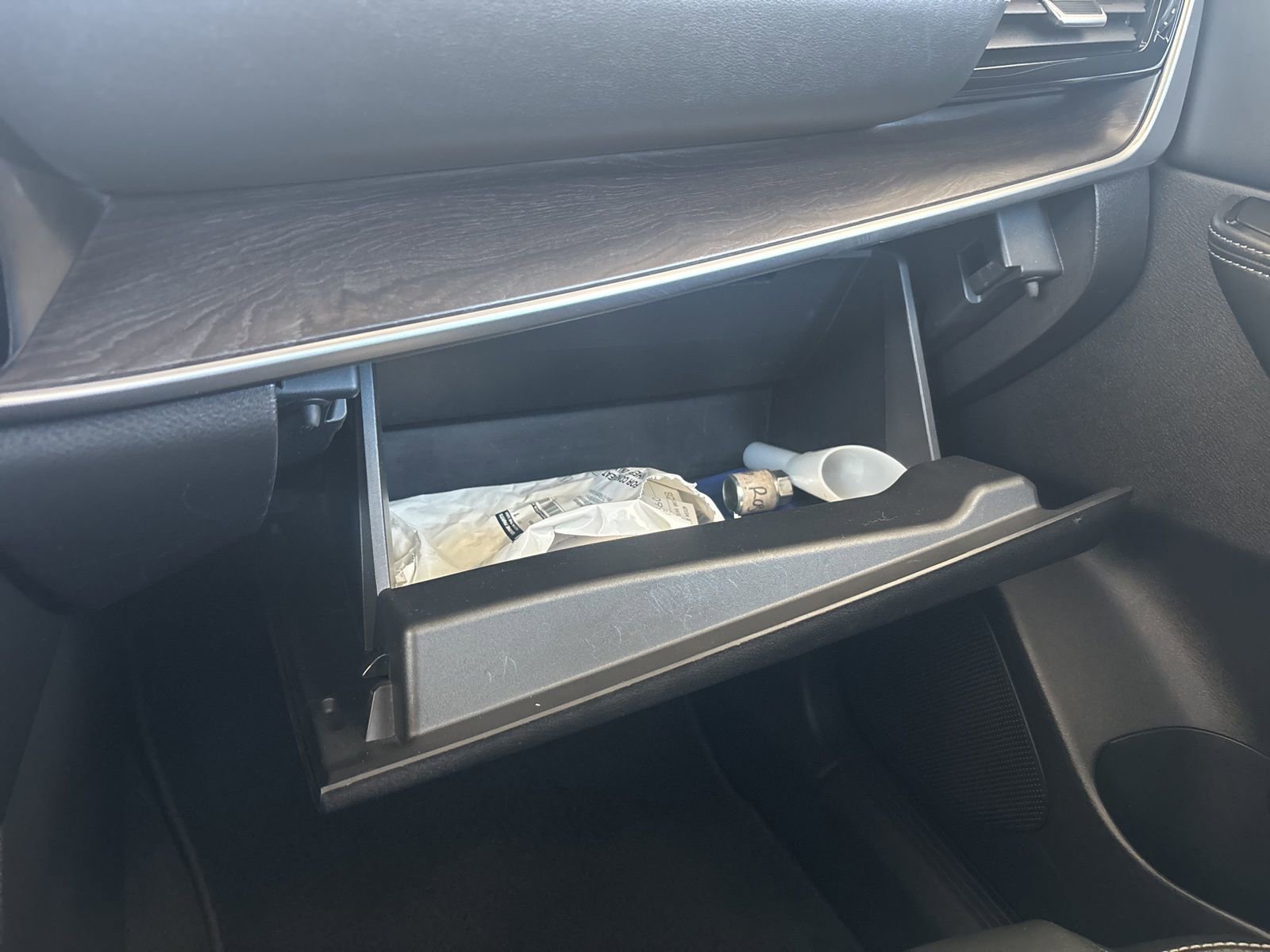 Used 2021 Nissan Rogue SL image 30