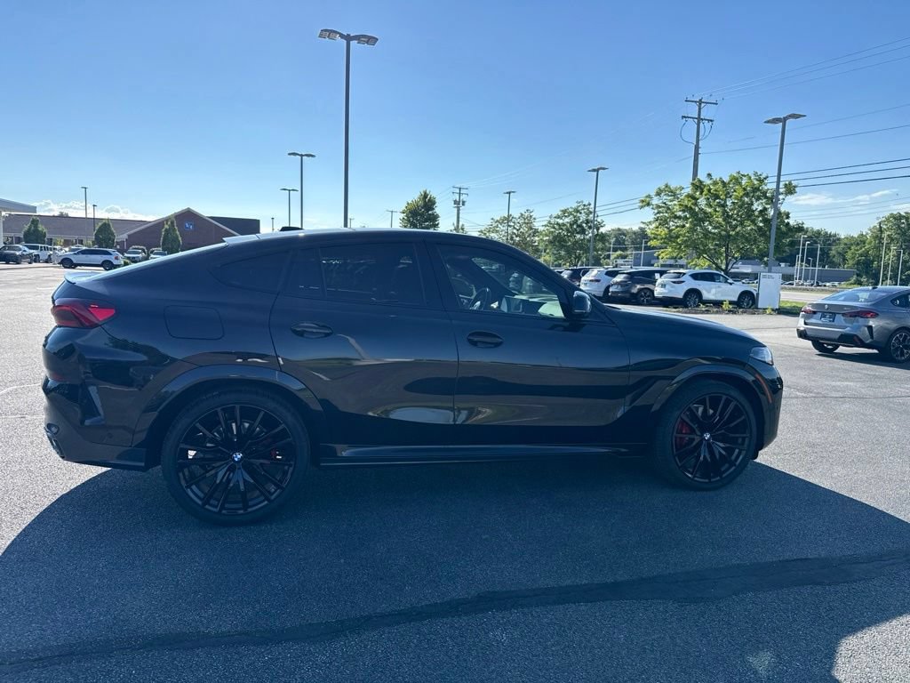 Used 2026 BMW X6 xDrive40i w/ Executive Package AWD/4WD image 25