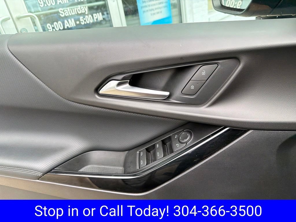 New 2026 Chevrolet Equinox LT w/ Convenience Package II FWD image 22