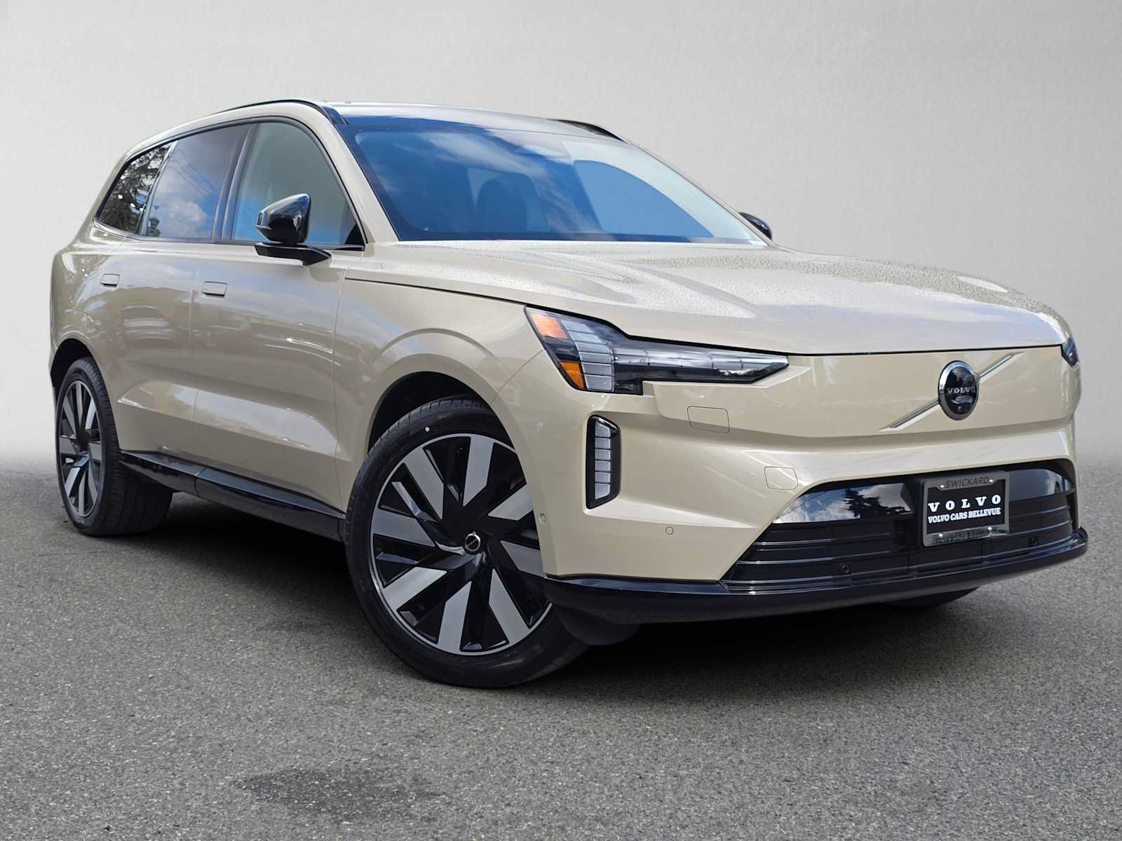 New 2026 Volvo EX90 Ultra