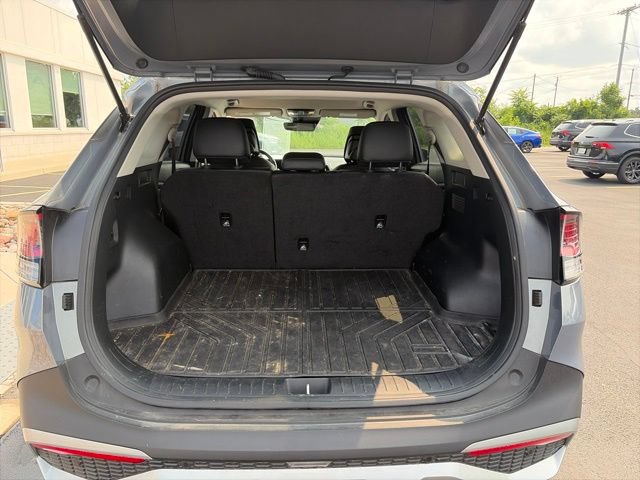 Used 2024 Kia Sportage EX AWD/4WD image 9