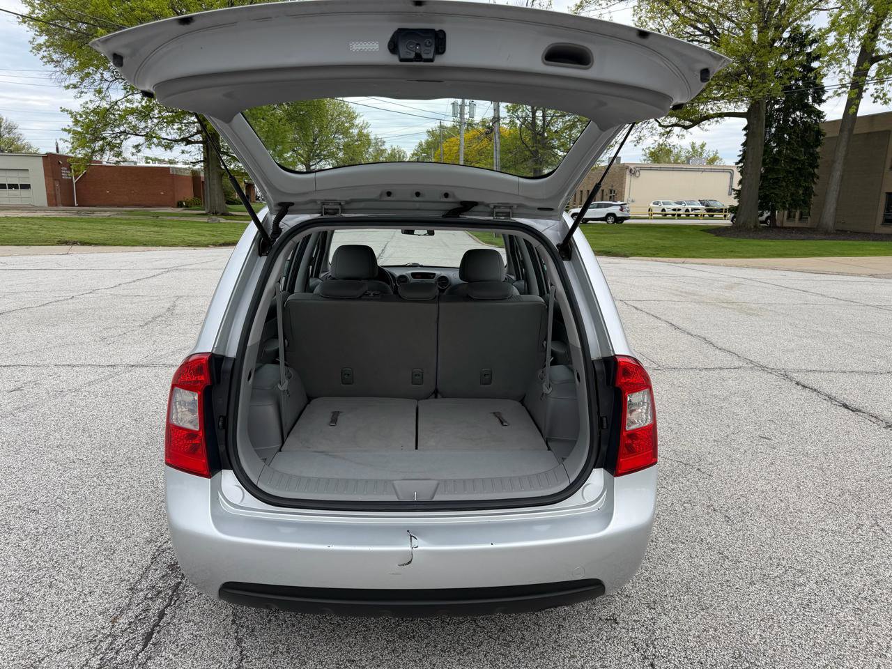 Used 2008 Kia Rondo LX FWD image 18