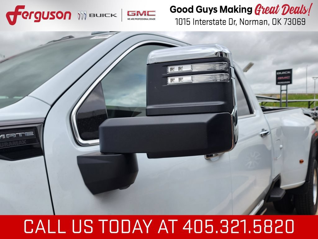 New 2026 GMC Sierra 3500 Denali Ultimate AWD/4WD image 13