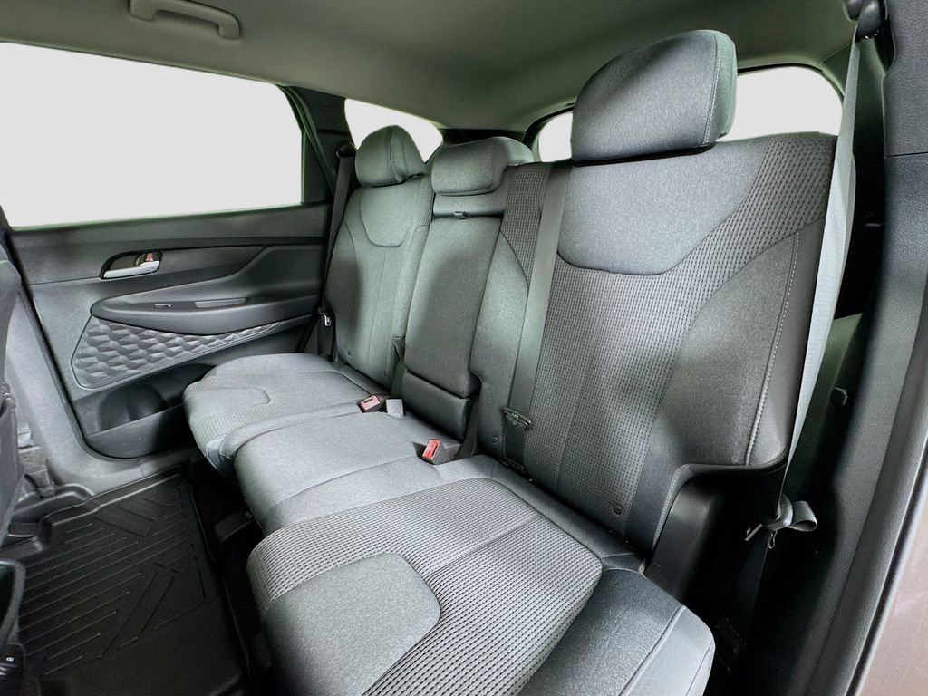Used 2019 Hyundai Santa Fe SE image 23