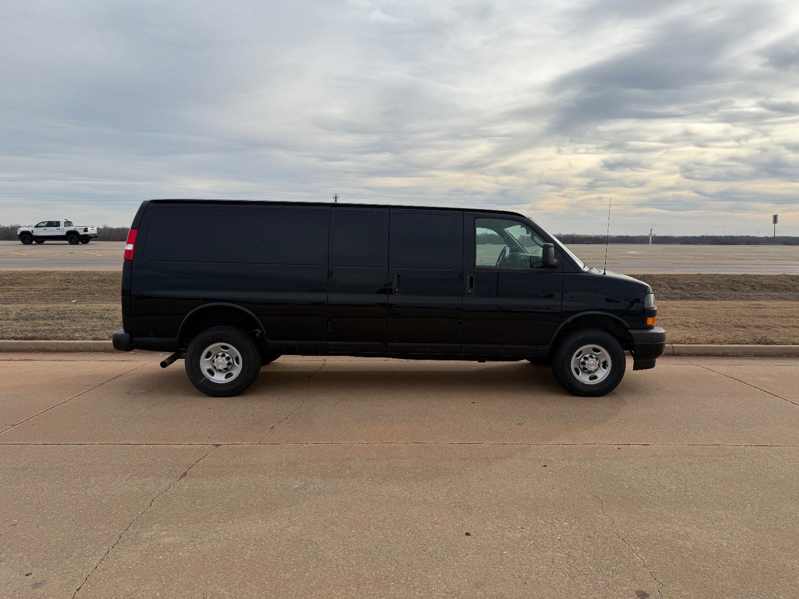 New 2025 Chevrolet Express 3500 Extended w/ Driver Convenience Package RWD image 2