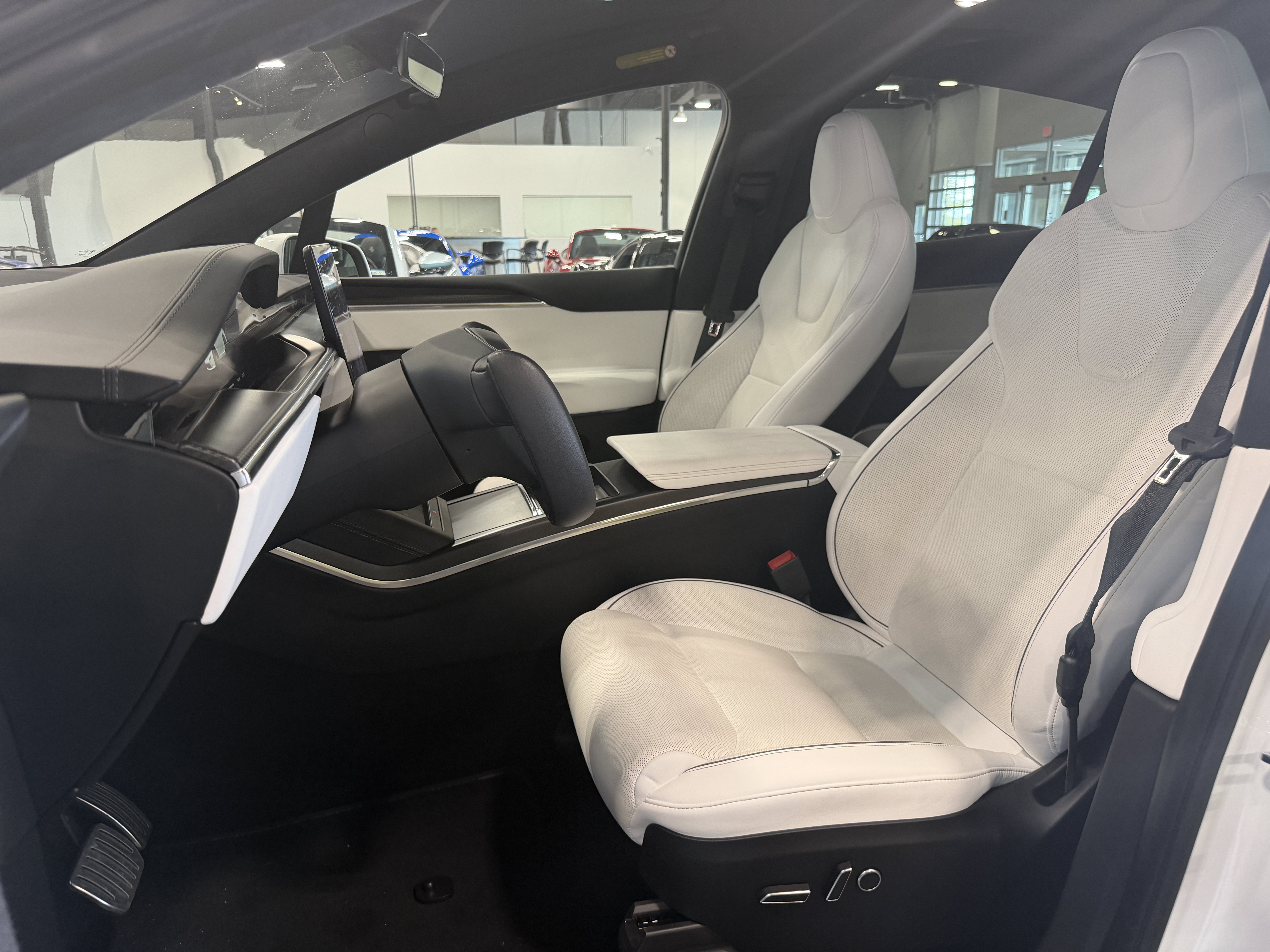 Used 2022 Tesla Model X Plaid AWD/4WD image 11