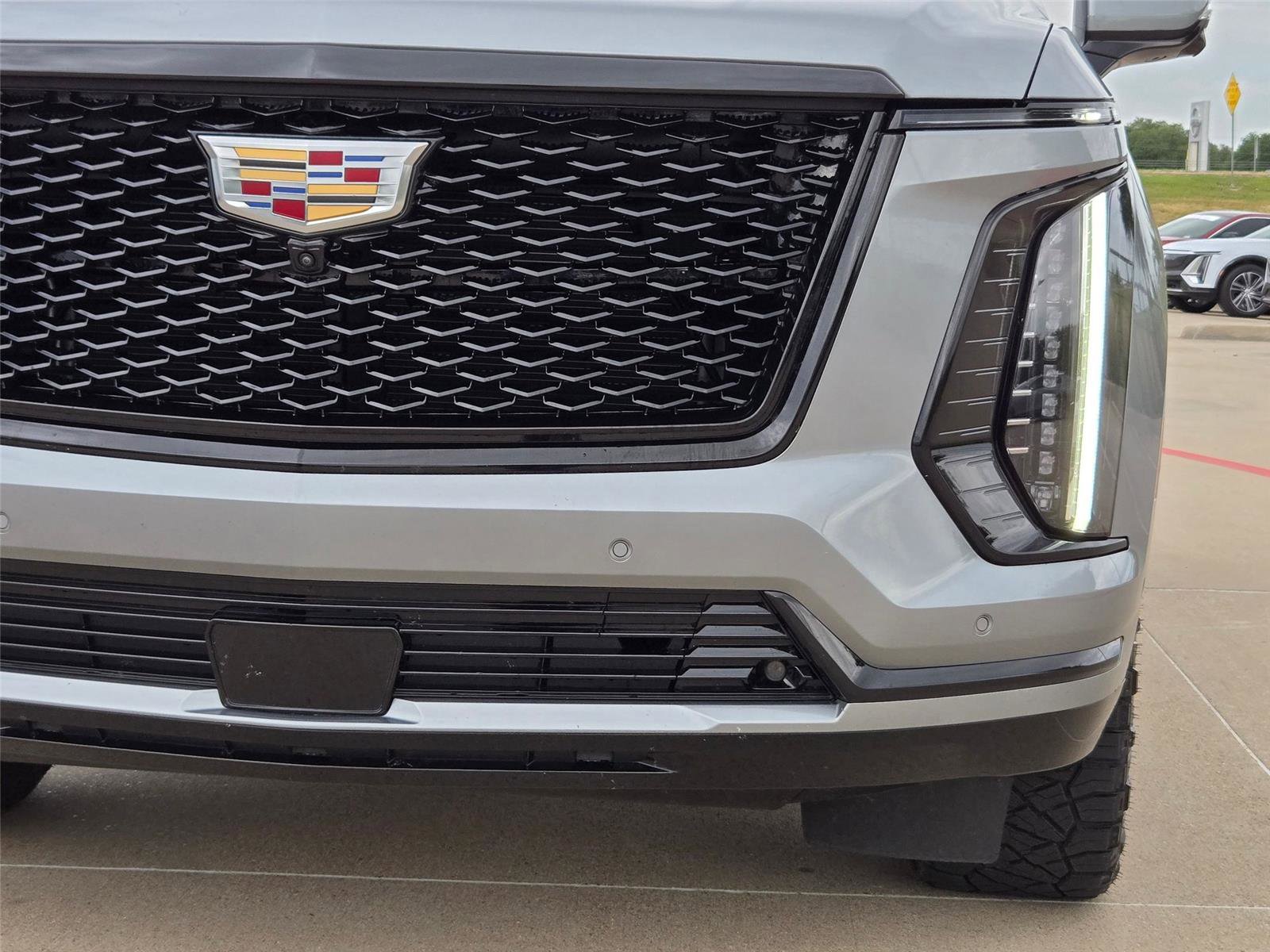 Certified 2025 Cadillac Escalade Sport Platinum AWD/4WD image 6