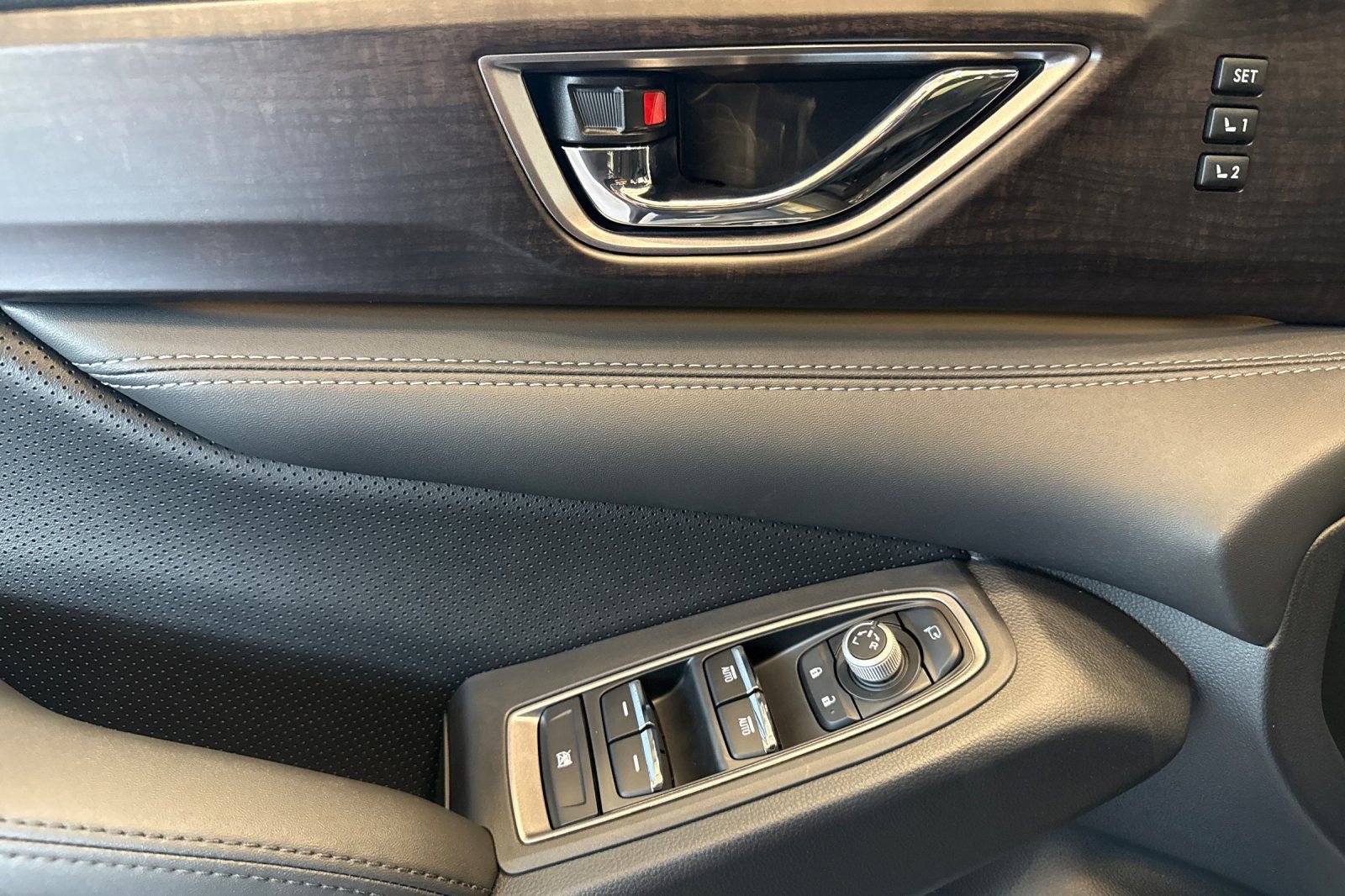 New 2026 Subaru Ascent Touring w/ Popular Package #2 image 10