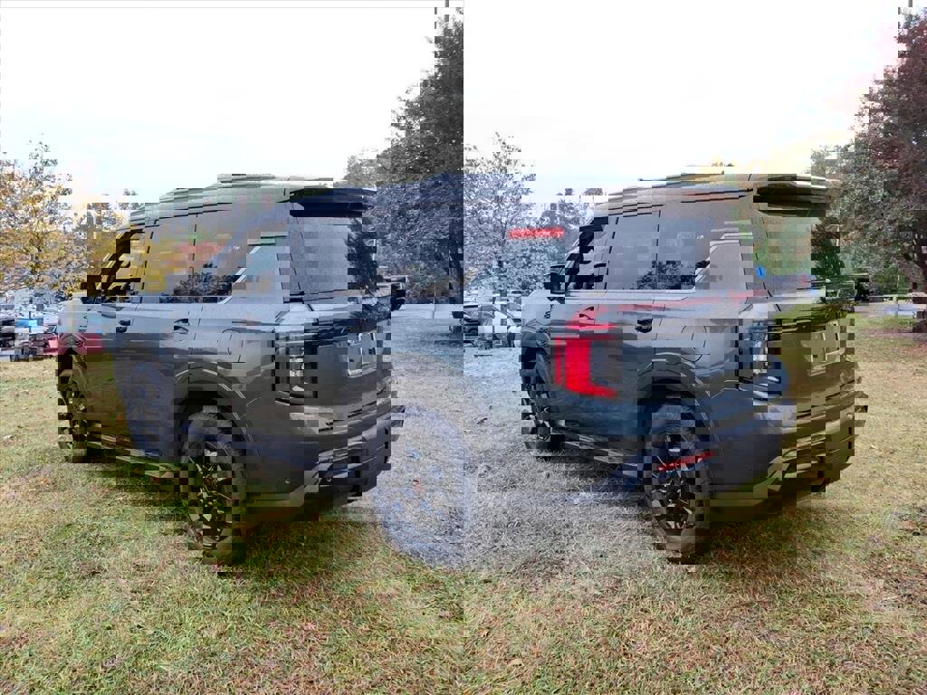 New 2026 Nissan Armada PRO-4X w/ Captain's Chari Seat Package AWD/4WD image 3