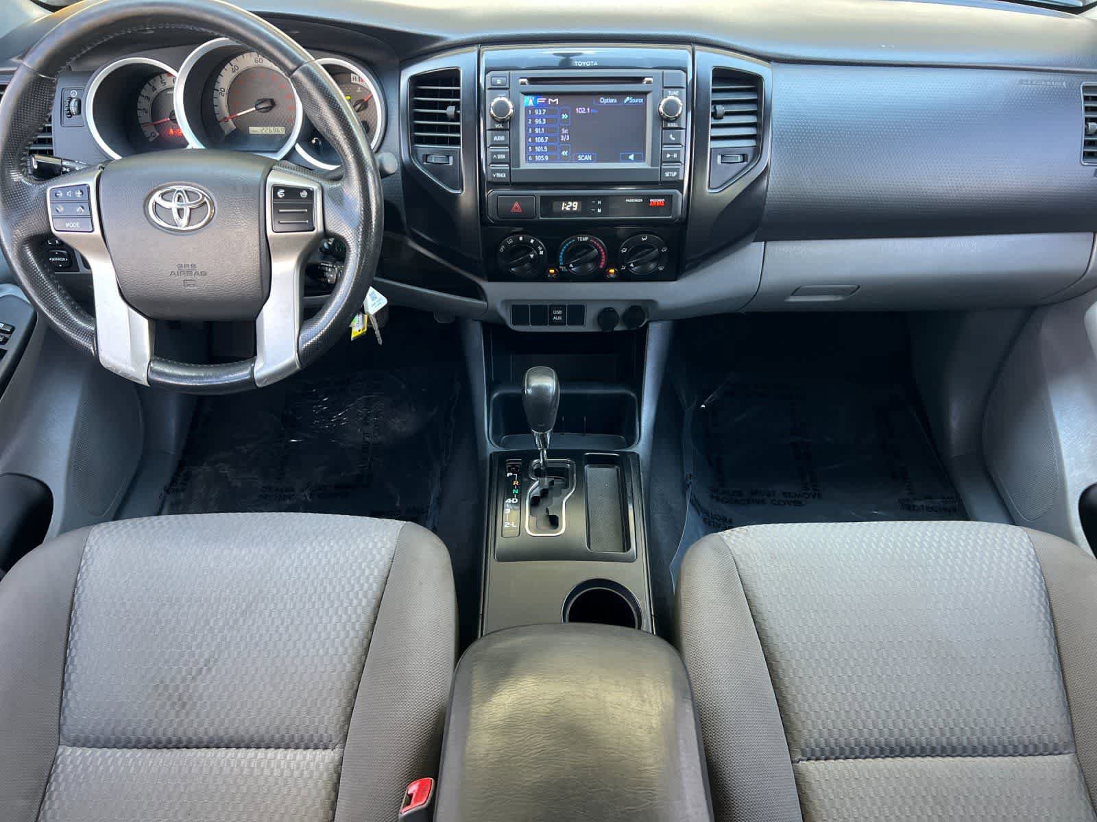 Used 2013 Toyota Tacoma PreRunner w/ Convenience Pkg RWD video 4