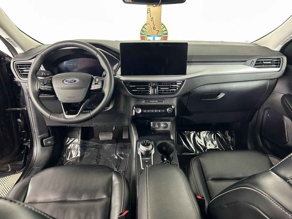 Used 2024 Ford Escape Platinum AWD/4WD image 7