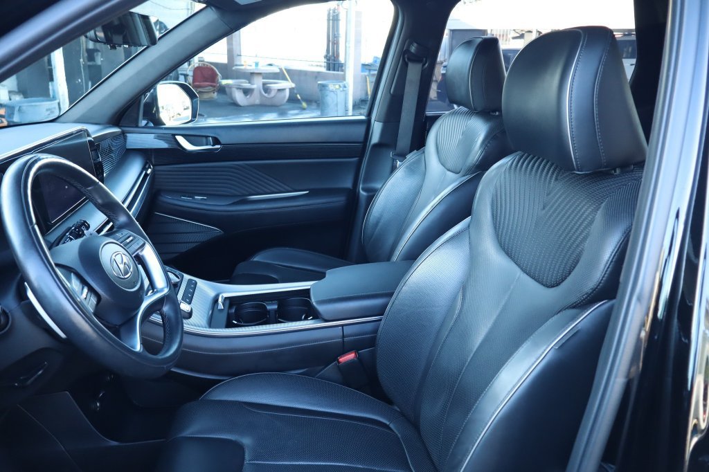 Used 2023 Hyundai Palisade Calligraphy FWD image 19