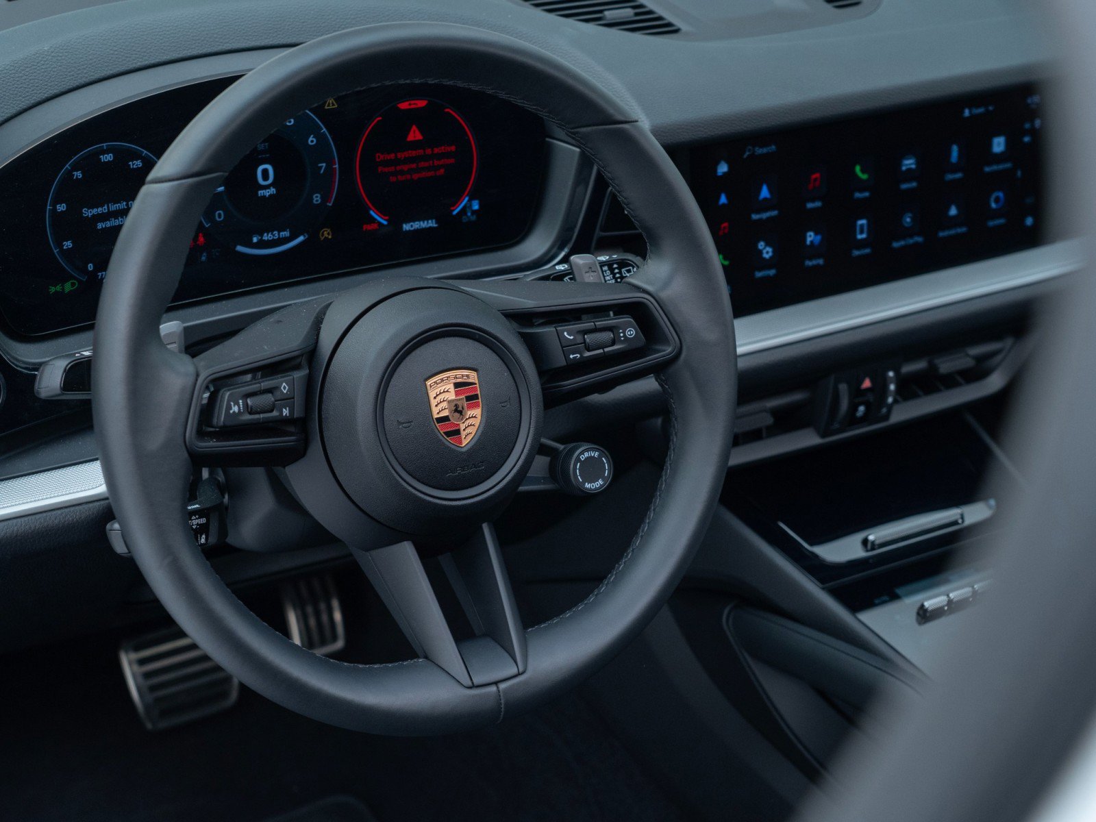 Certified 2025 Porsche Cayenne S image 22