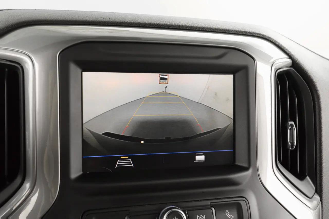 Used 2022 Chevrolet Silverado 2500 Custom w/ Custom Value Package image 23