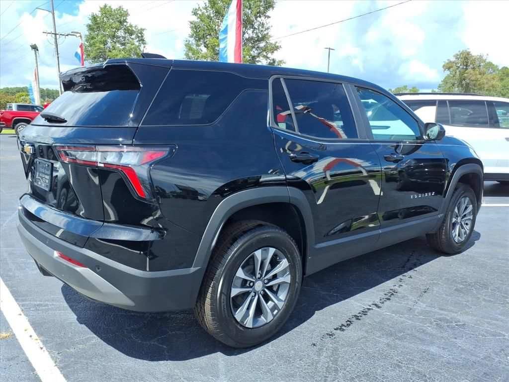 New 2027 Chevrolet Equinox LT w/ Convenience Package II FWD image 3