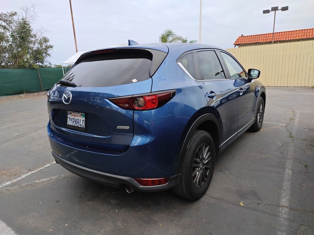 Used 2017 MAZDA CX-5 Touring w/ Preferred Equipment Package FWD image 3