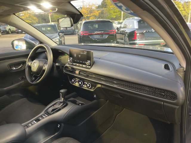 Used 2025 Honda HR-V LX image 24