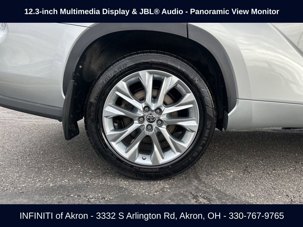 Used 2022 Toyota Highlander Limited AWD/4WD image 22