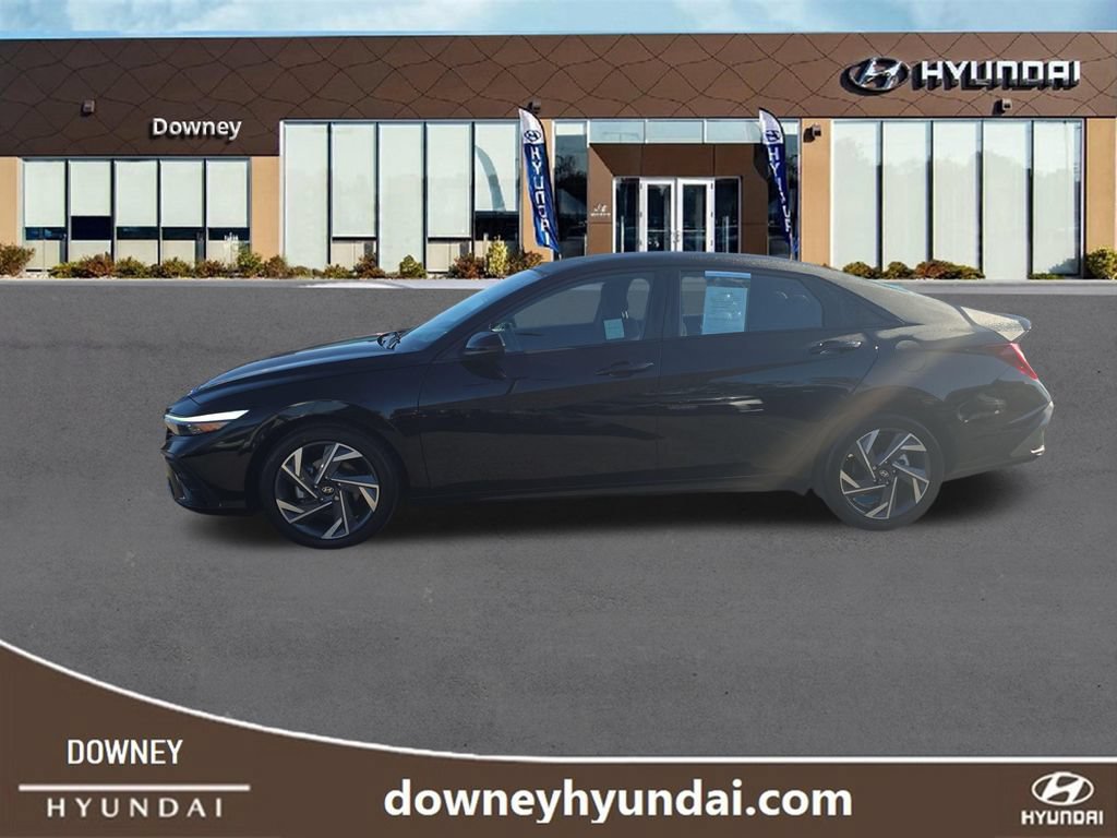 Used 2025 Hyundai Elantra Sport FWD video 2