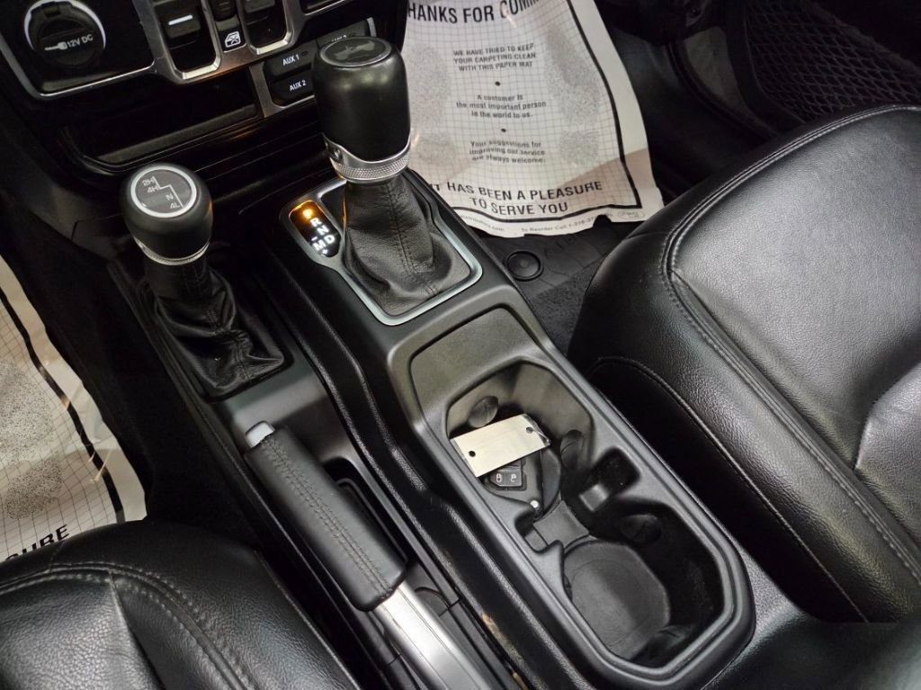 Used 2021 Jeep Wrangler Unlimited Sahara image 18