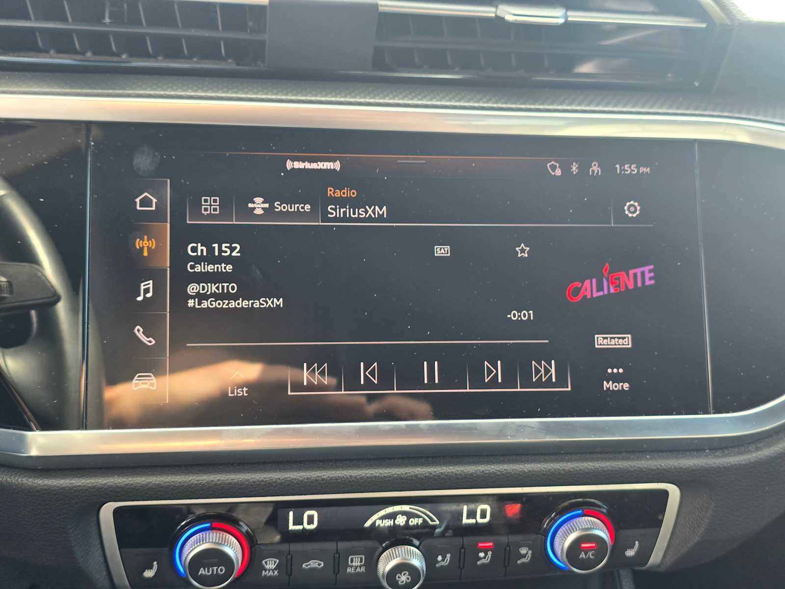 Used 2023 Audi Q3 2.0T Premium Plus w/ Premium Plus Package image 30