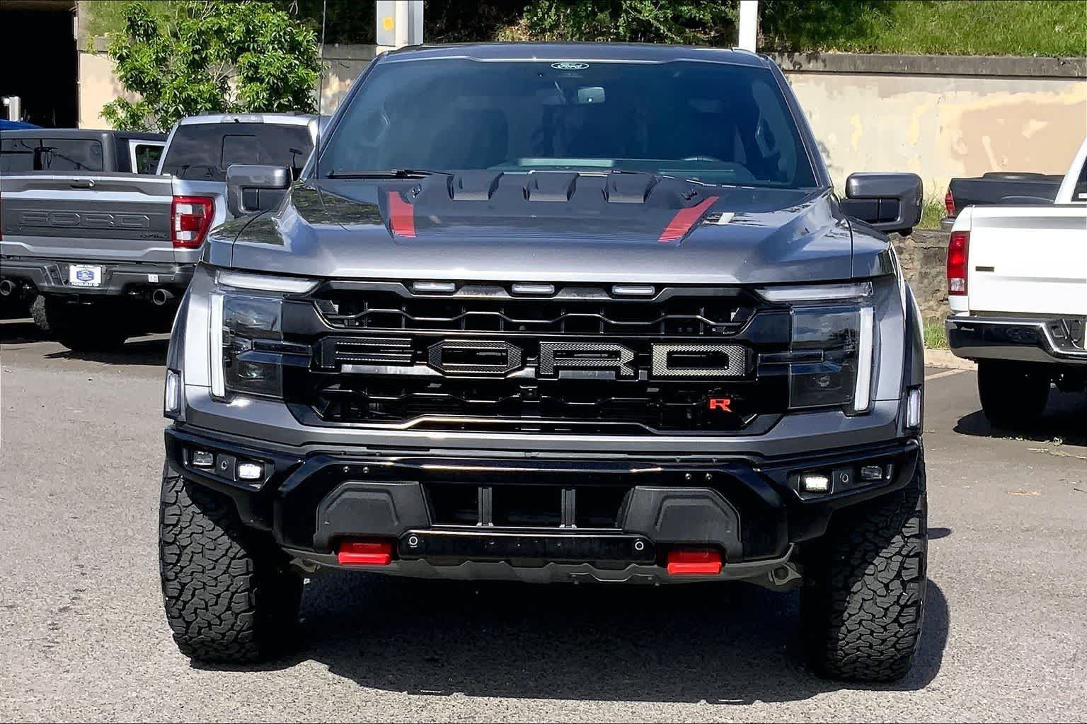 Used 2025 Ford F150 Raptor w/ Equipment Group 803A Raptor R AWD/4WD image 6