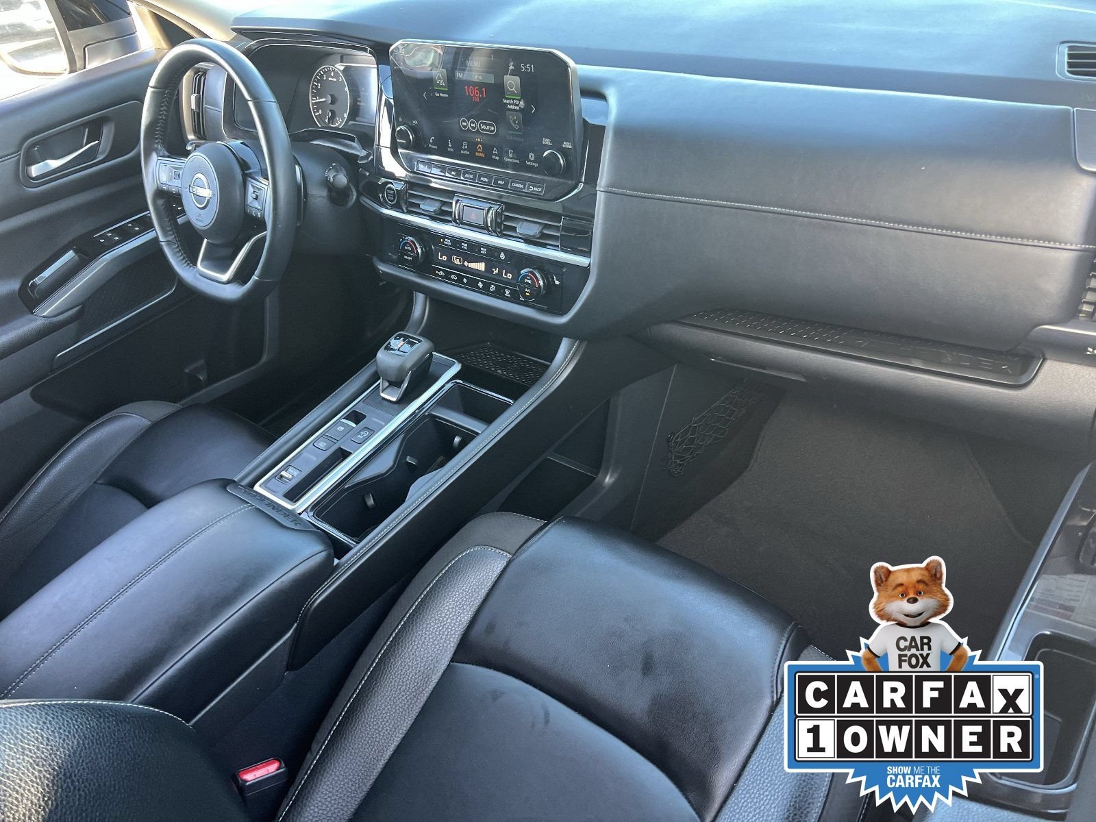 Used 2024 Nissan Pathfinder SL w/ Lighting Package (N92) FWD image 13