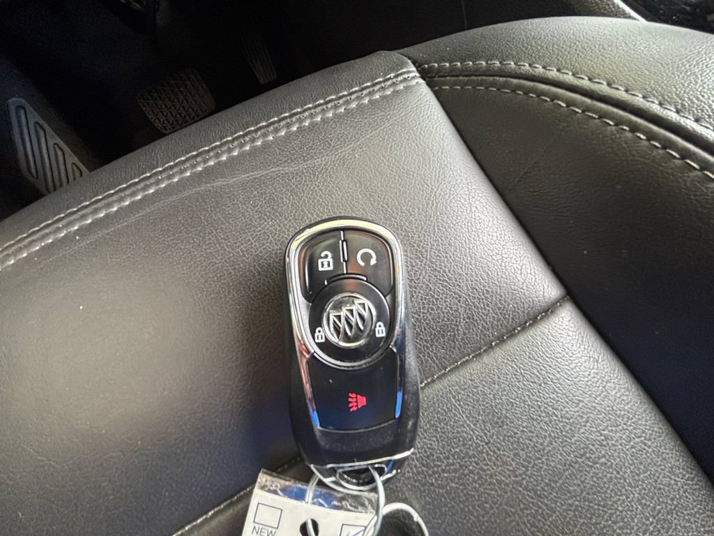 Used 2017 Buick Encore Essence w/ Experience Buick Package FWD image 33