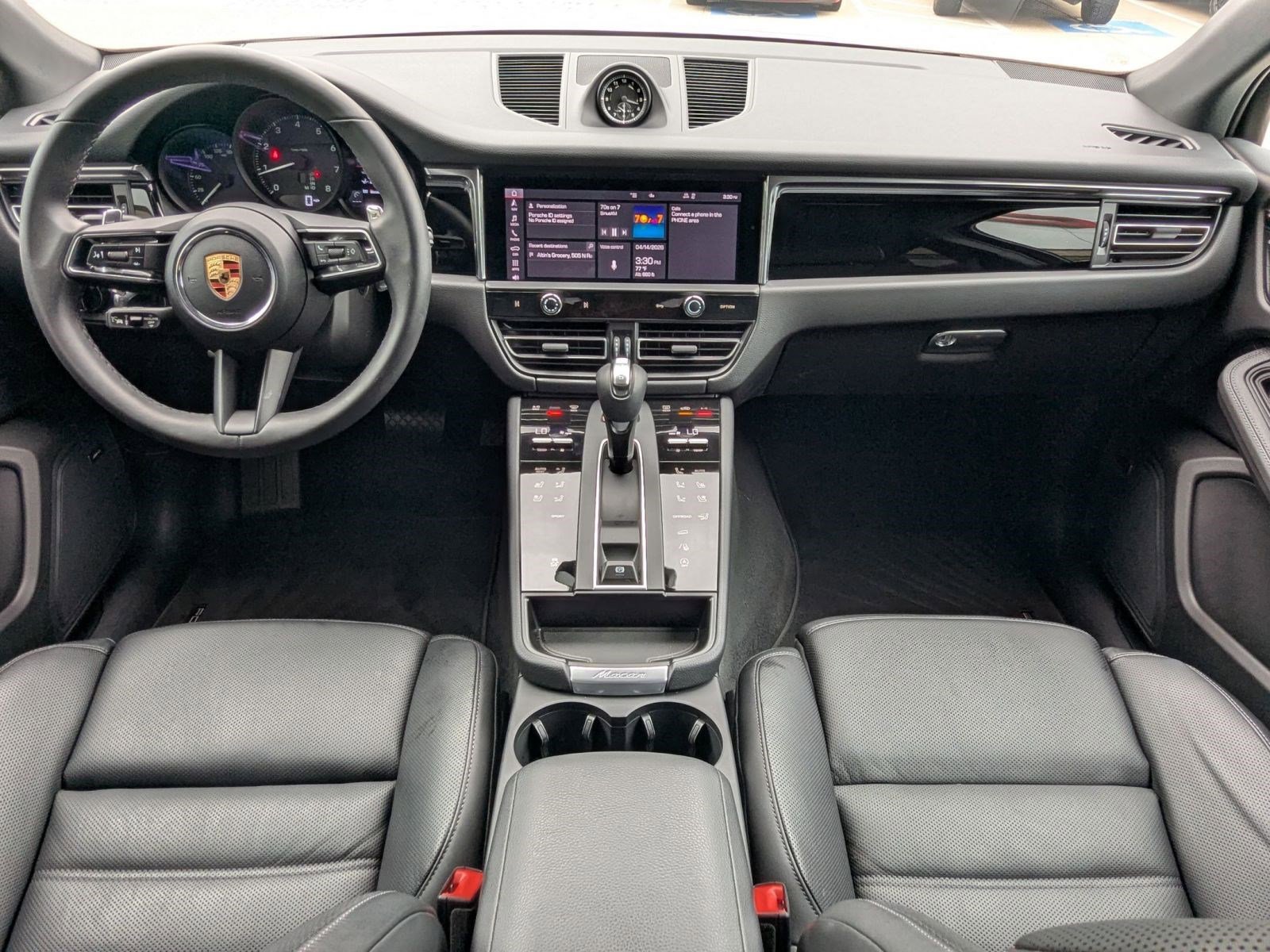 Certified 2026 Porsche Macan AWD/4WD image 22