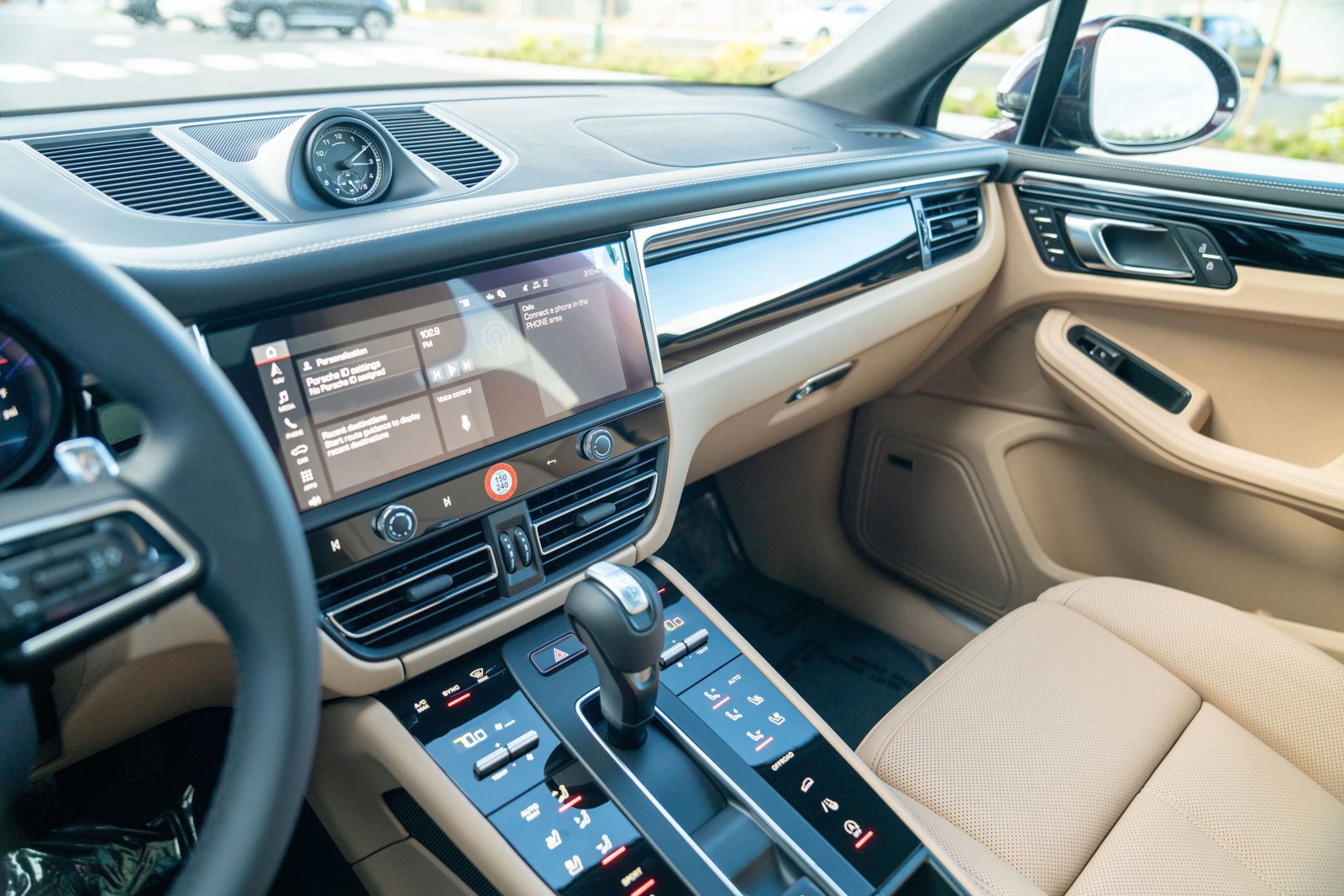 New 2026 Porsche Macan S AWD/4WD image 17