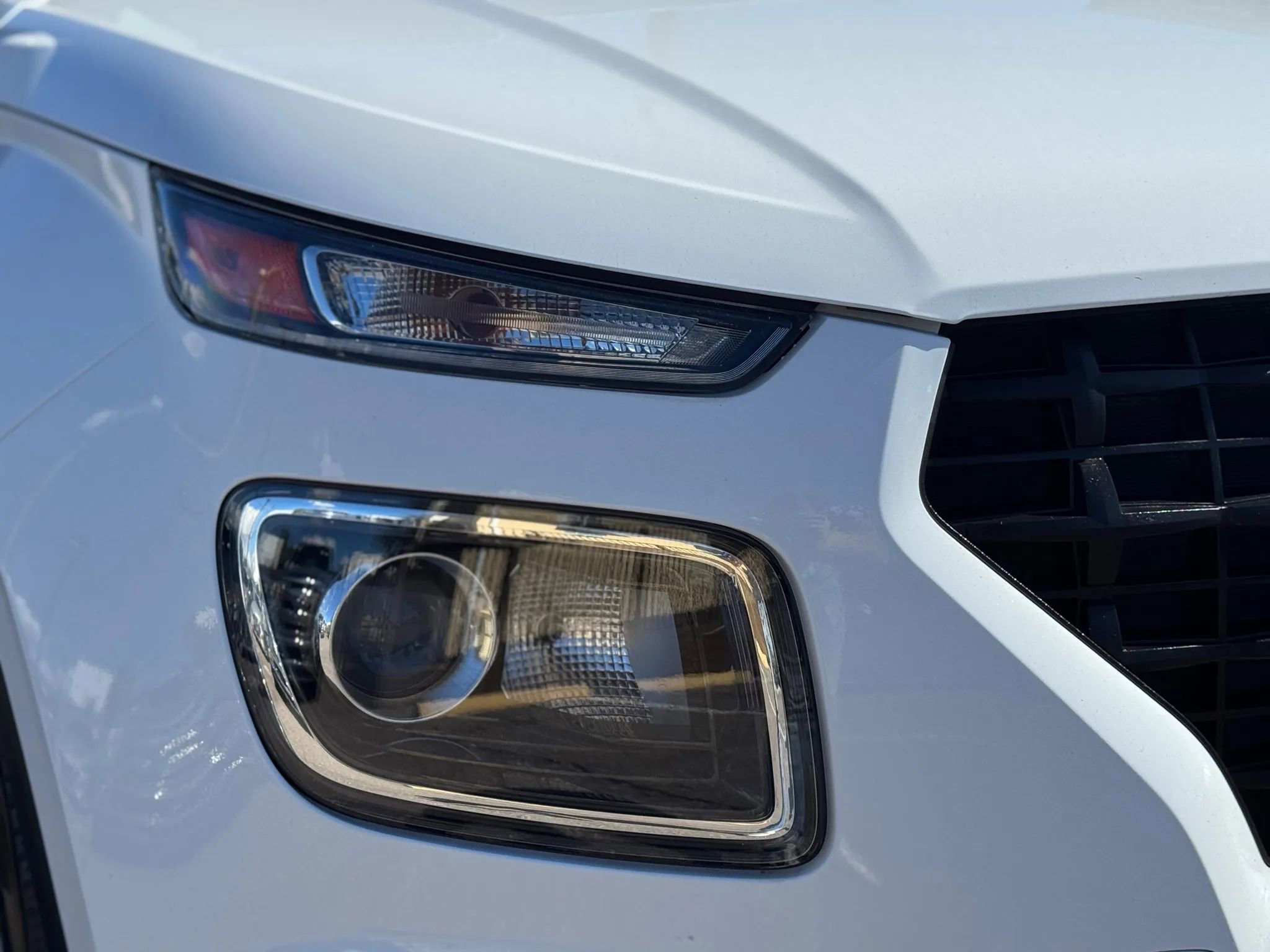 Used 2023 Hyundai Venue SE image 10