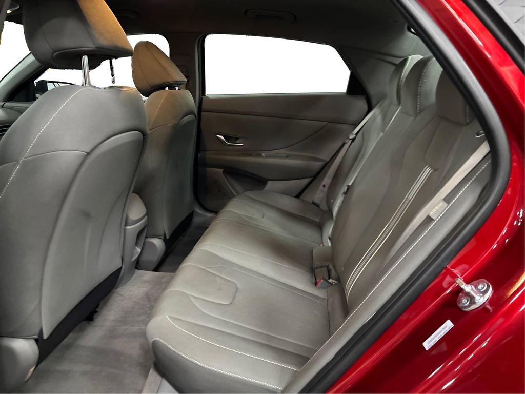 Certified 2025 Hyundai Elantra Sport image 10