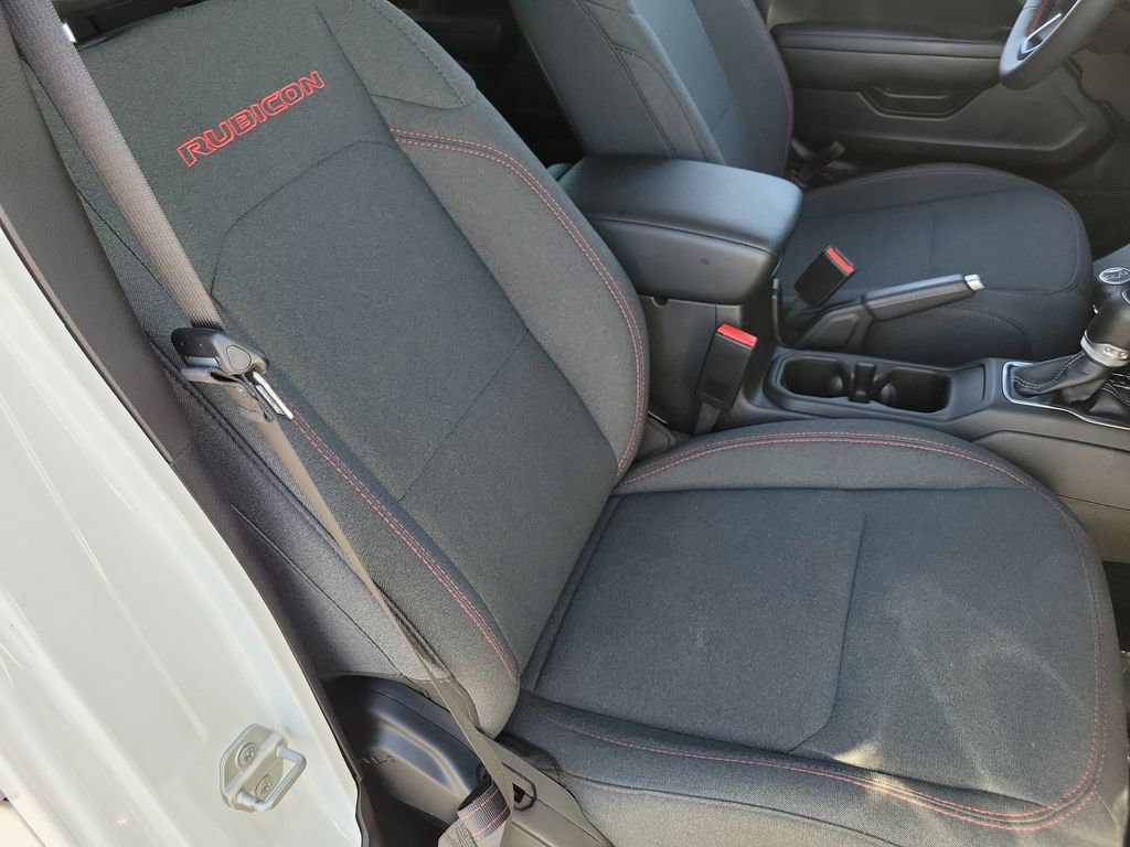 Used 2024 Jeep Wrangler Unlimited Rubicon w/ Safety Group image 21