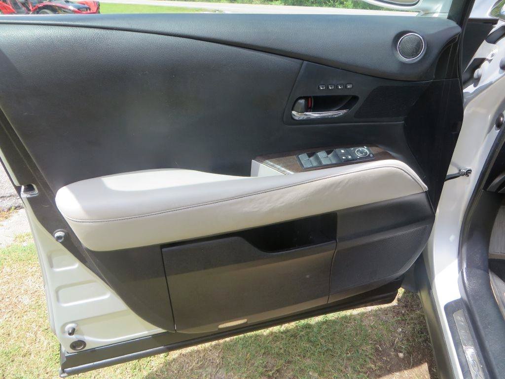 Used 2013 Lexus RX 350 FWD w/ Premium Pkg image 11