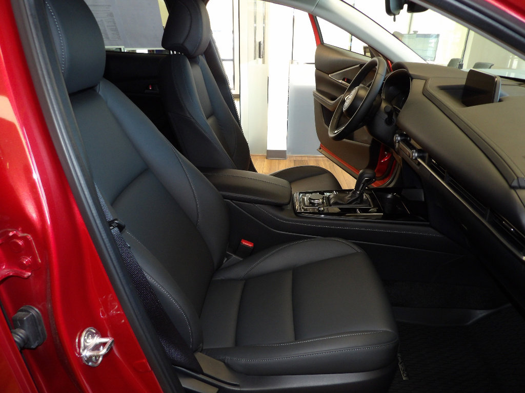 Certified 2025 MAZDA CX-30 AWD 2.5 S w/ Select Sport Pkg image 14