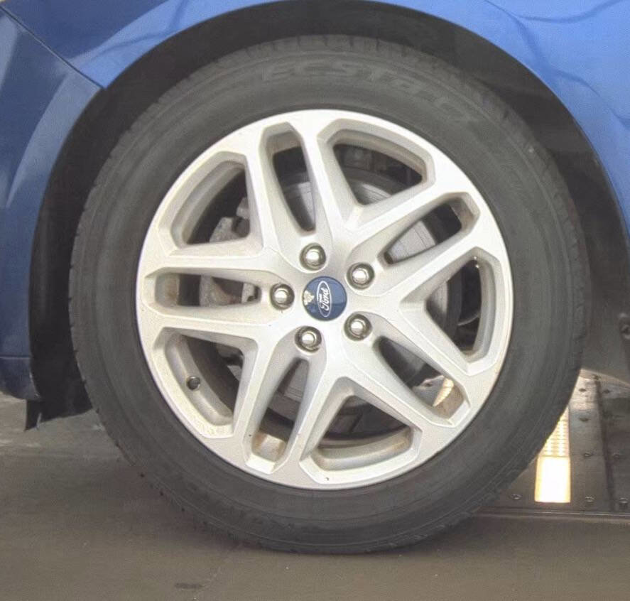 Used 2016 Ford Fusion SE FWD image 14