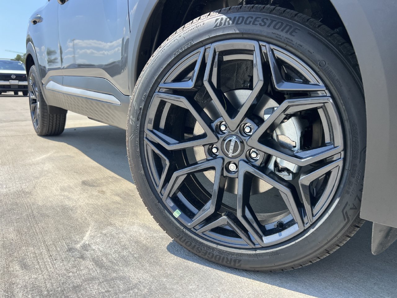 New 2027 Nissan Kicks SR AWD/4WD image 6
