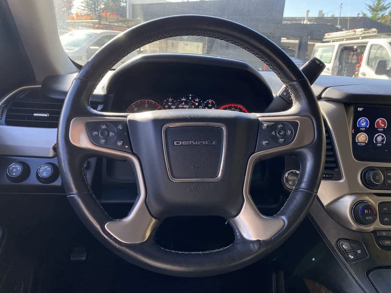 Used 2016 GMC Yukon XL Denali w/ Open Road Package AWD/4WD image 19