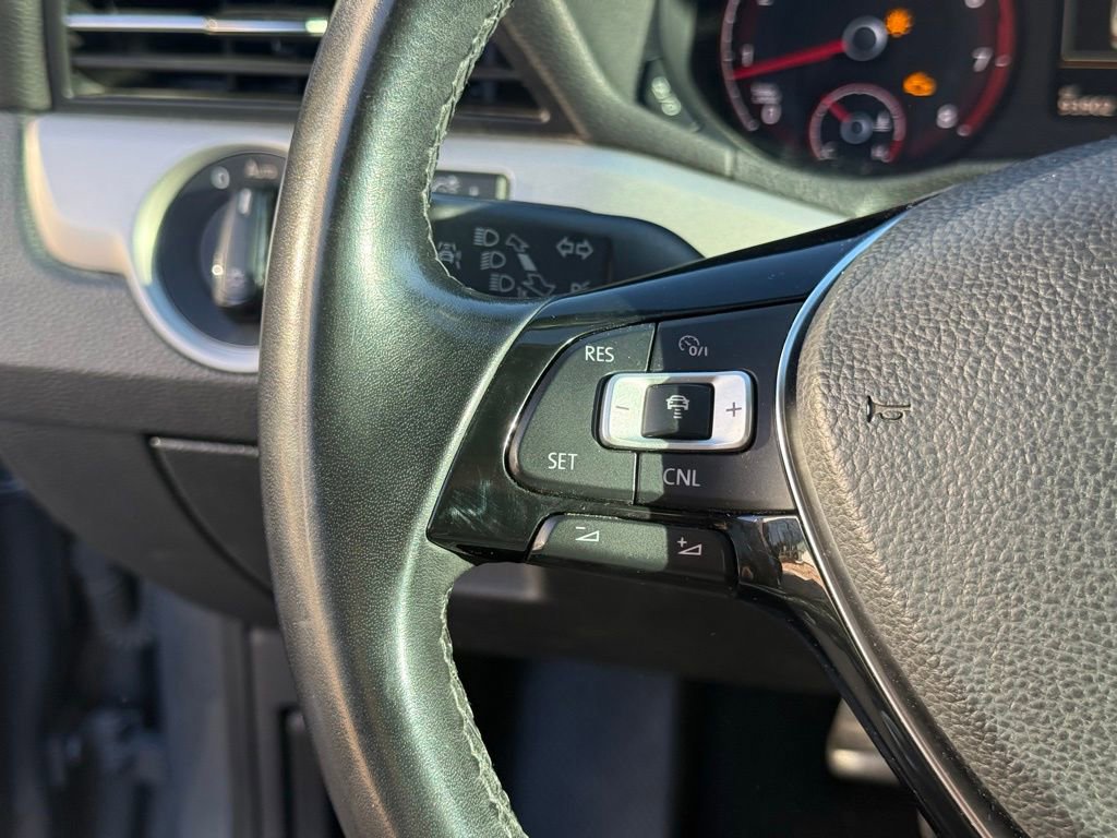 Used 2020 Volkswagen Passat 2.0T SE image 15