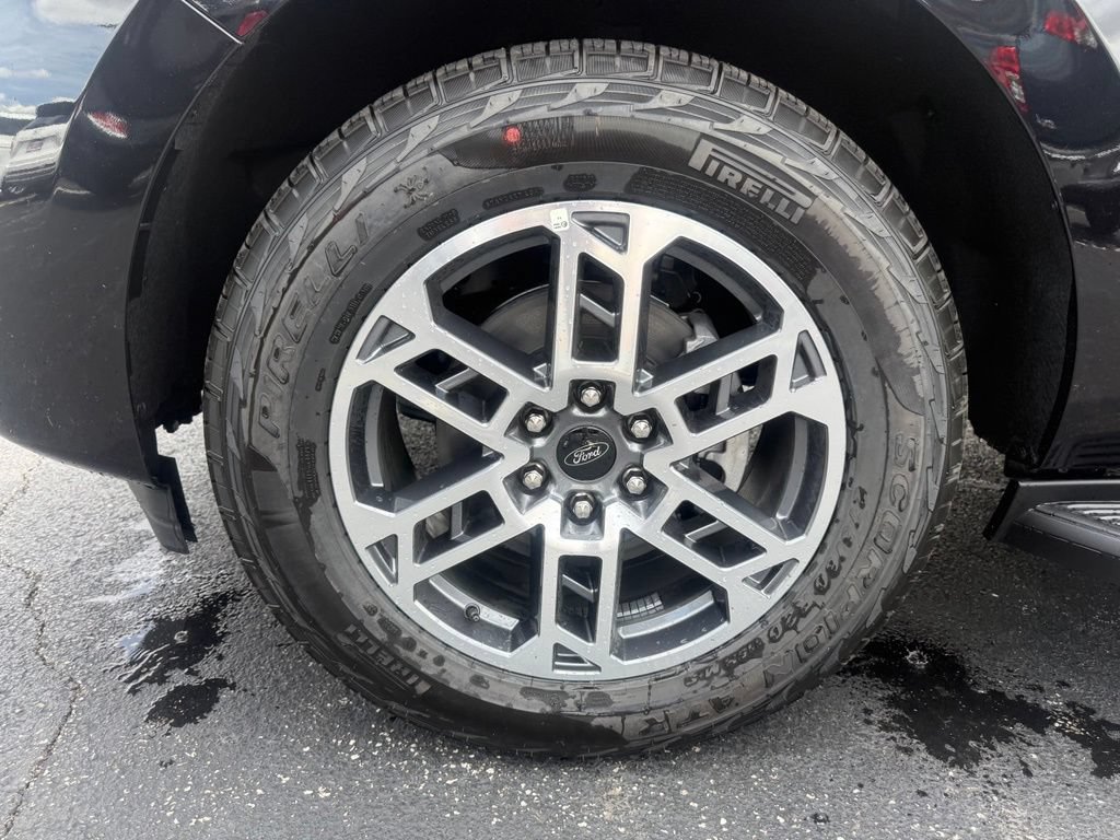 New 2026 Ford Expedition Active AWD/4WD image 11