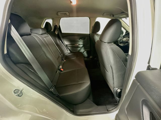 Used 2025 Nissan Rogue S FWD image 24