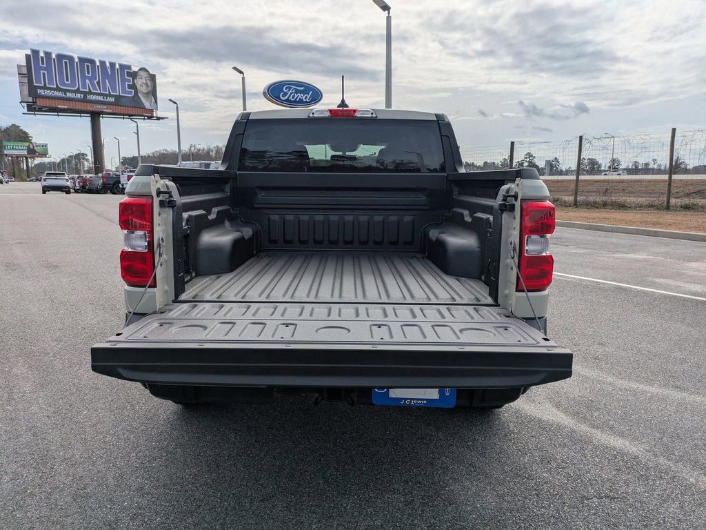 New 2025 Ford Maverick XLT w/ XLT Luxury Package image 10
