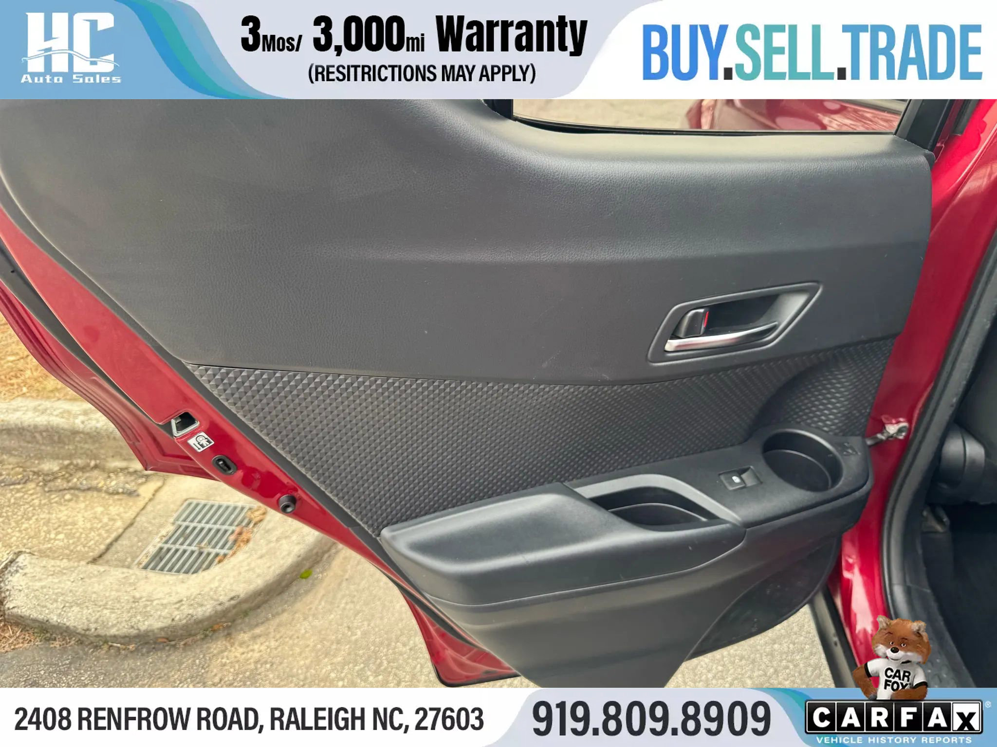 Used 2019 Toyota C-HR LE image 16