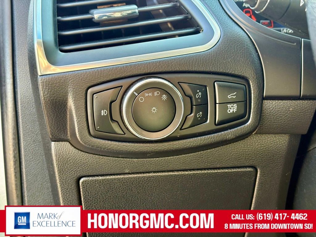 Used 2024 Ford Edge Titanium AWD/4WD image 13