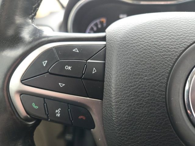 Used 2020 Jeep Grand Cherokee Limited image 17