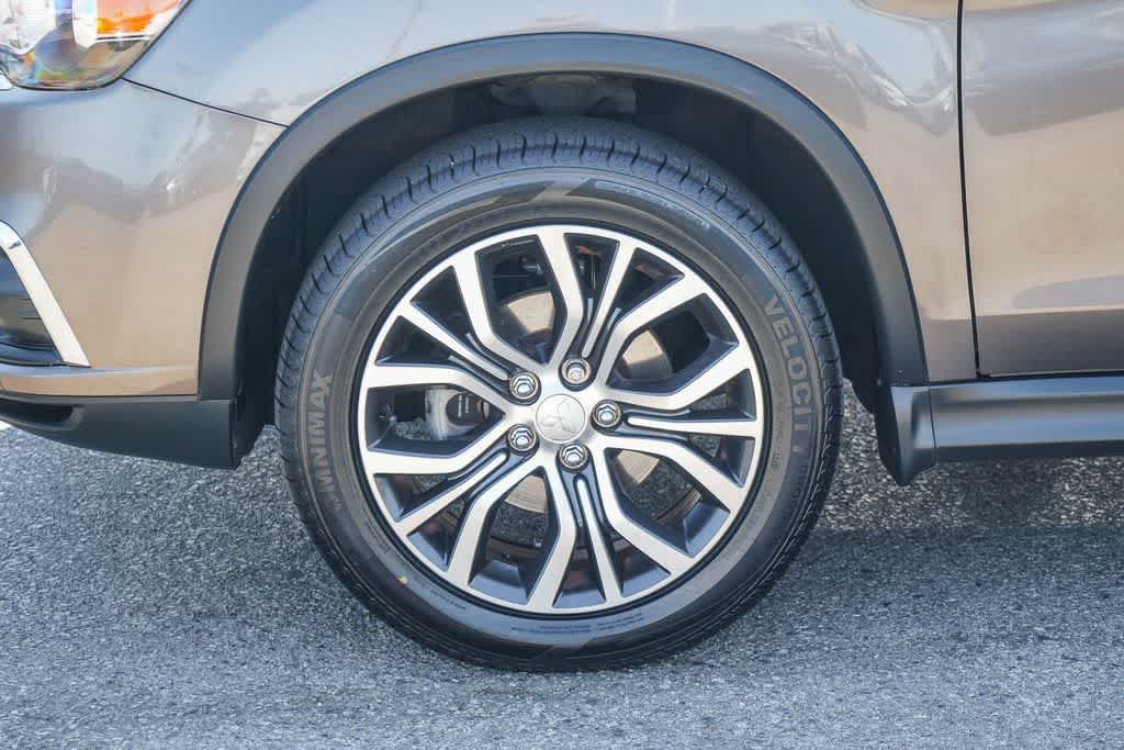 Used 2019 Mitsubishi Outlander Sport ES FWD image 9