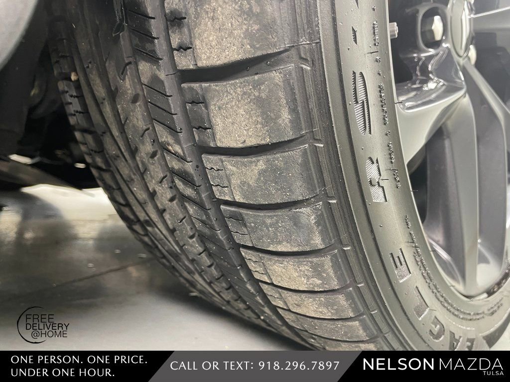 Used 2023 Dodge Challenger R/T w/ Blacktop Package image 10